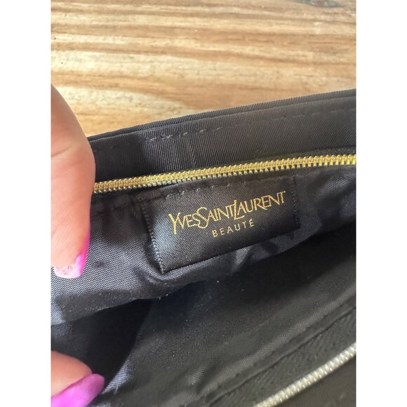 Yves Saint Laurent Black & Gold Beaute Makeup Pouch With Zipper Closure - Picture 6 of 6